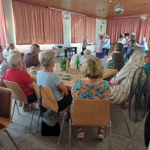 Die Frauen beim Silberperlentreff